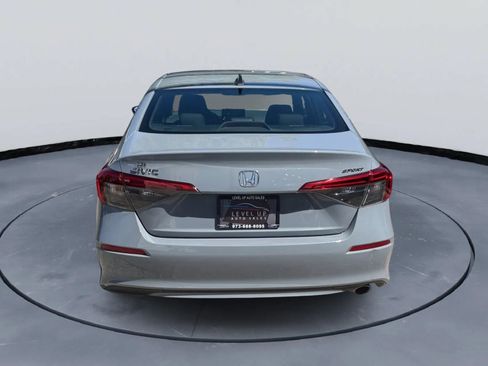 Used 2022 Honda Civic Sport image 5
