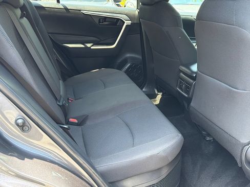 Used 2024 Toyota RAV4 LE AWD/4WD image 12