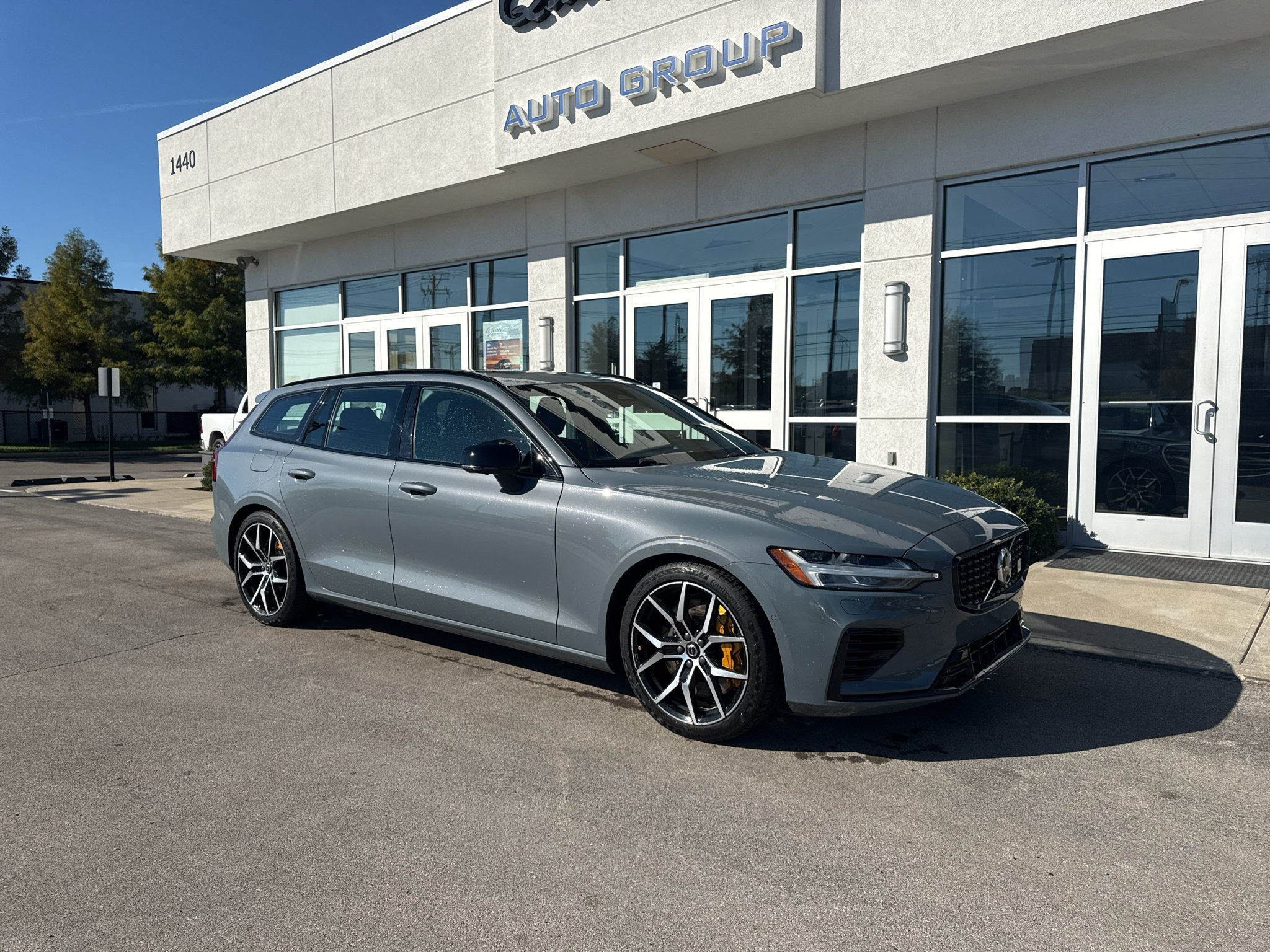 Used 2023 Volvo V60 T8 Polestar AWD/4WD image 1