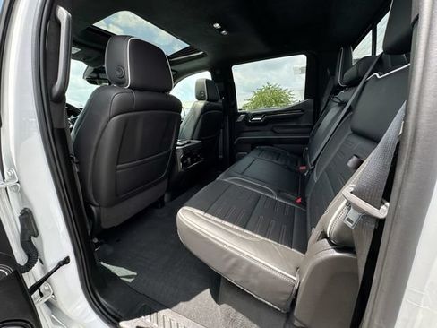 Used 2022 GMC Sierra 1500 AT4X AWD/4WD image 22