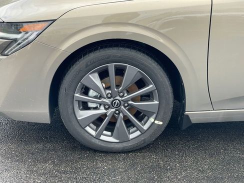 New 2026 Nissan Sentra SL w/ Floor Mat Package FWD image 17