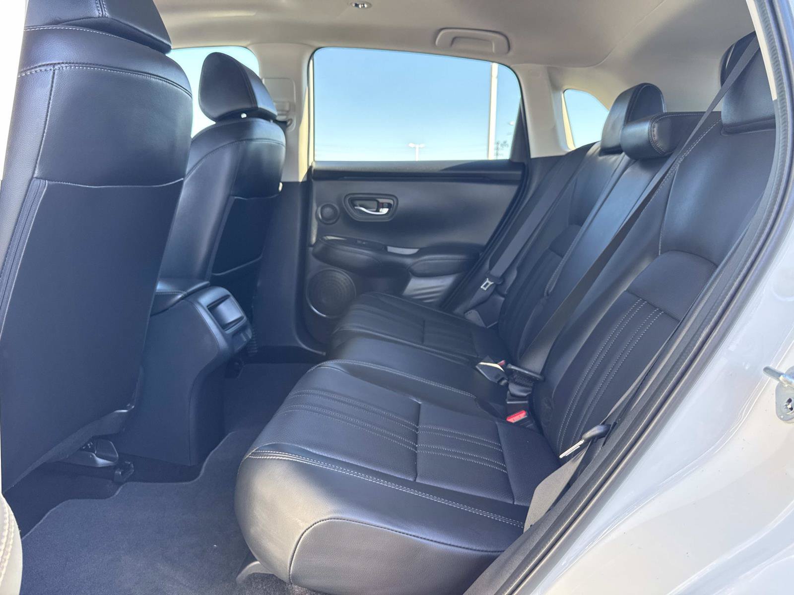 Used 2027 Honda HR-V EX-L image 35