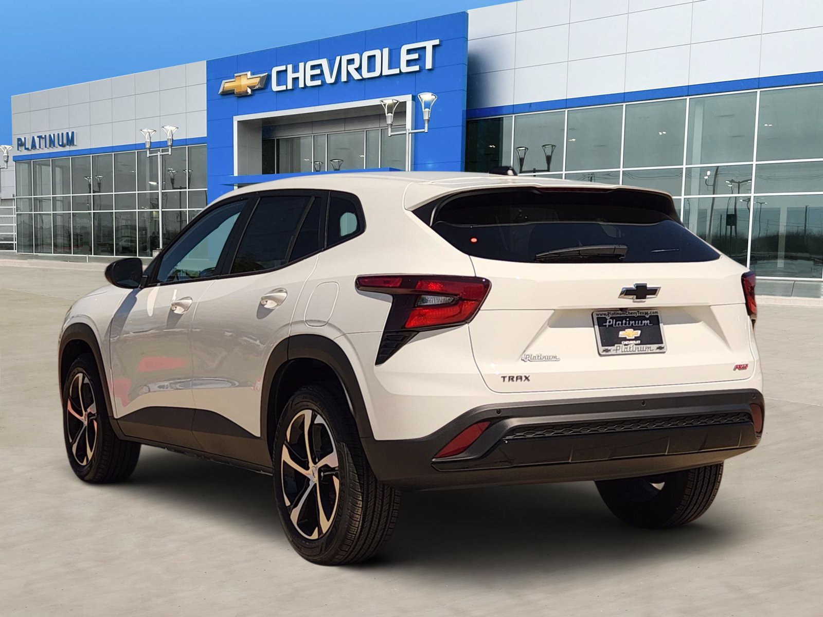 New 2026 Chevrolet Trax RS w/ Driver Confidence Package FWD image 4