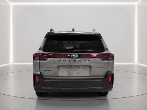 Used 2026 Subaru Outback Premium AWD/4WD image 4