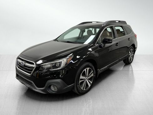 Used 2019 Subaru Outback 2.5i Limited w/ Popular Package #2 image 2