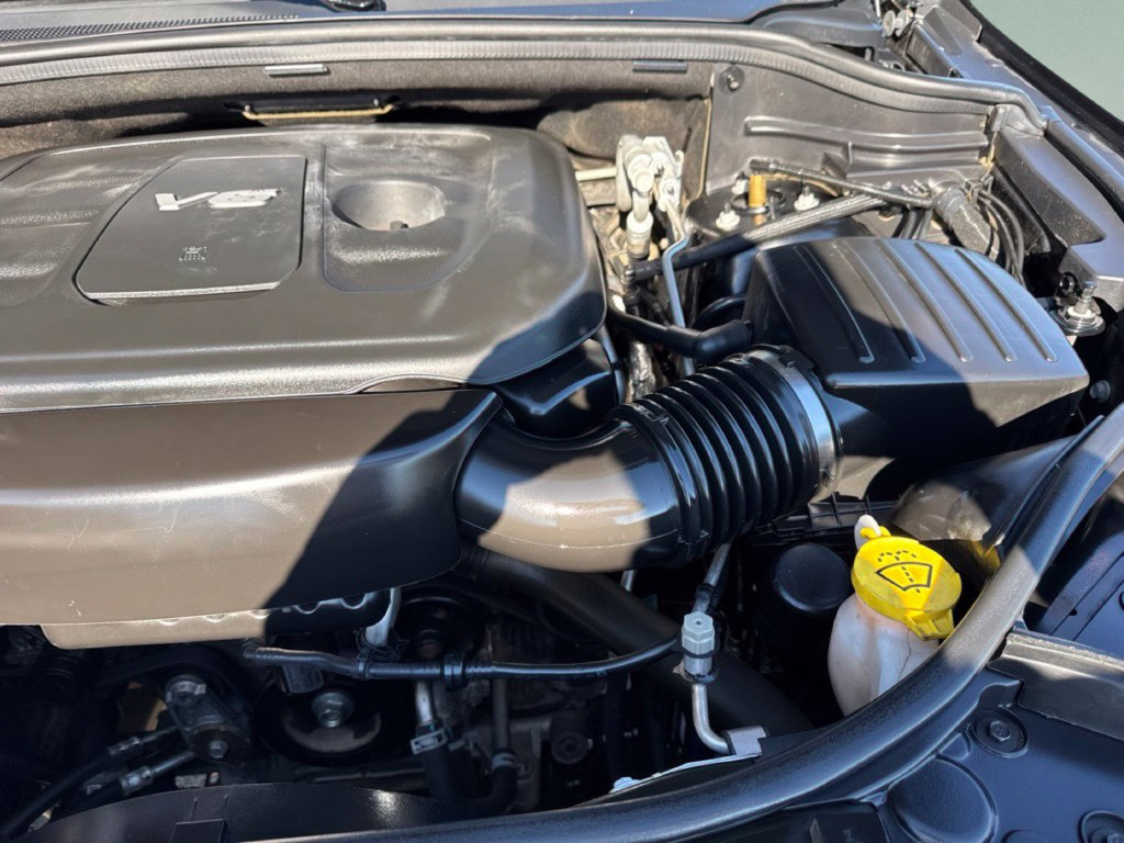 Used 2018 Jeep Grand Cherokee Overland AWD/4WD image 34