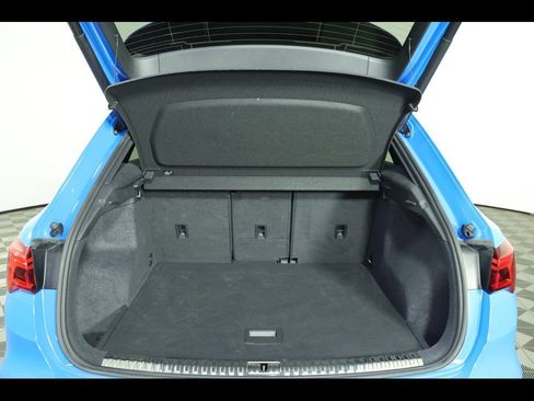 Used 2023 Audi Q3 2.0T Premium image 15