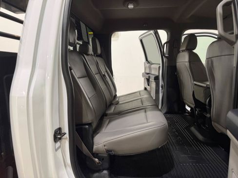 Used 2019 Ford F250 XL w/ Power Equipment Group AWD/4WD image 15