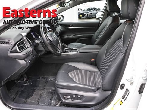Used 2024 Toyota Camry SE FWD image 13