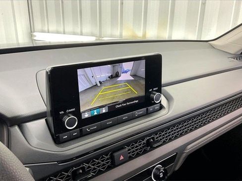 Certified 2025 Honda Accord LX image 27