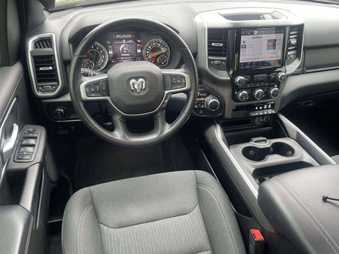 Used 2022 RAM 1500 Big Horn AWD/4WD image 11