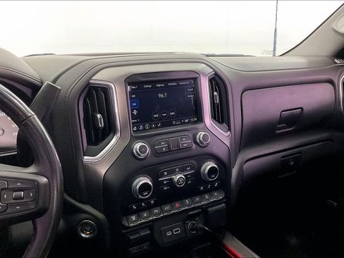 Used 2022 GMC Sierra 2500 Denali w/ Denali Ultimate Package AWD/4WD image 8