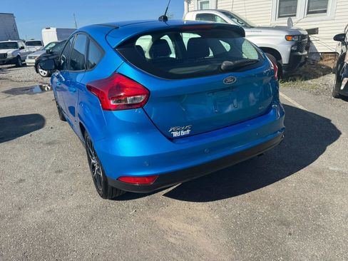 Used 2017 Ford Focus SEL image 11