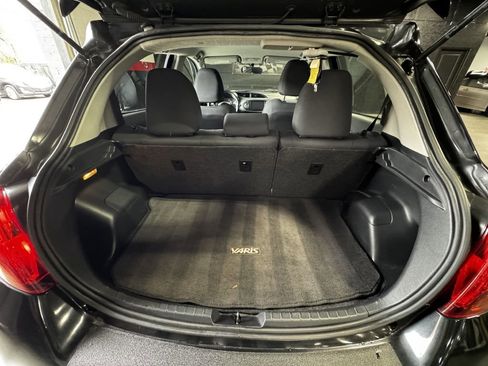 Used 2015 Toyota Yaris SE FWD image 15