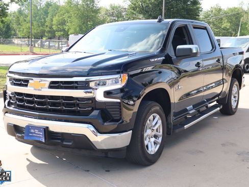 Used 2025 Chevrolet Silverado 1500 LT w/ Protection Package RWD image 8
