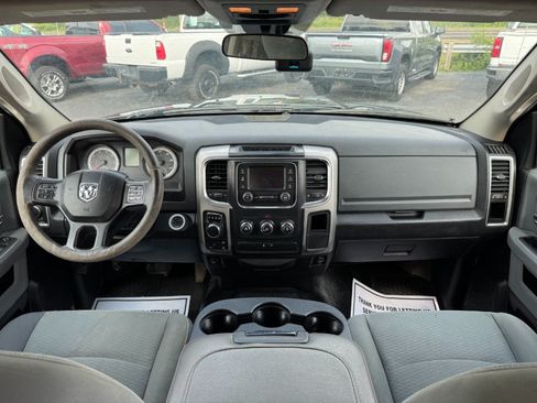Used 2017 RAM 1500 Classic SLT AWD/4WD image 20