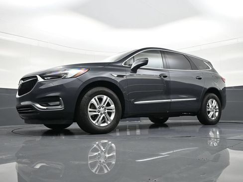 Used 2020 Buick Enclave Essence FWD image 25