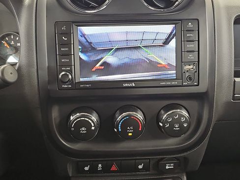 Used 2016 Jeep Patriot High Altitude AWD/4WD image 20