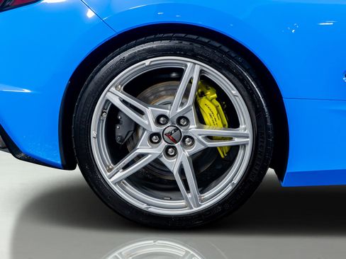 Used 2020 Chevrolet Corvette Stingray Premium Cpe w/ 3LT Preferred Equipment Group RWD image 10