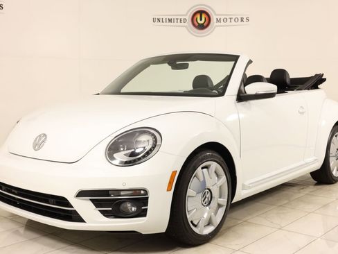 Used 2019 Volkswagen Beetle 2.0T SE FWD image 5