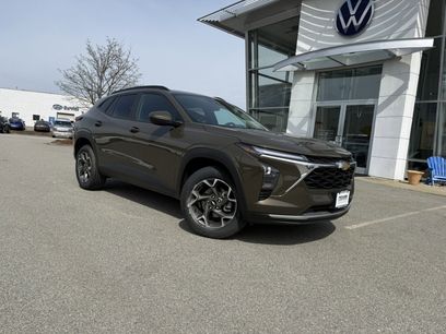 Used 2024 Chevrolet Trax LT w/ LT Convenience Package