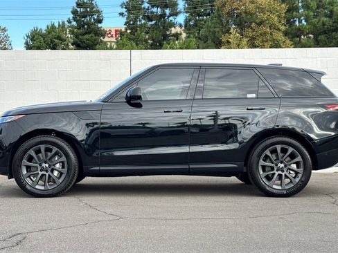 Used 2023 Land Rover Range Rover Sport SE image 9