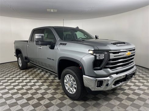 New 2026 Chevrolet Silverado 3500 LTZ w/ LTZ Convenience Package image 7