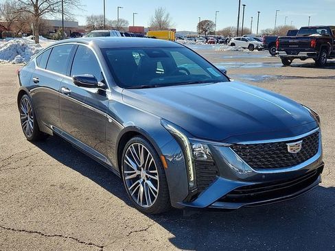 Used 2025 Cadillac CT5 Premium Luxury image 6