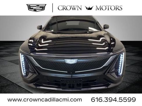 Certified 2024 Cadillac Lyriq Sport w/ LPO, Floor Liner Package AWD/4WD image 2