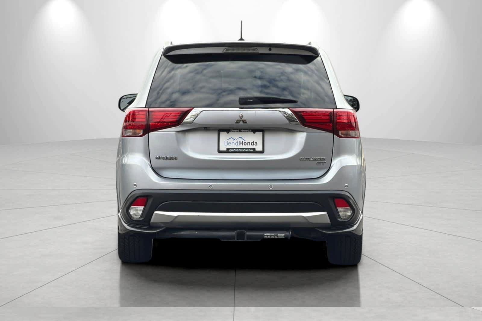 Used 2016 Mitsubishi Outlander GT AWD/4WD image 7