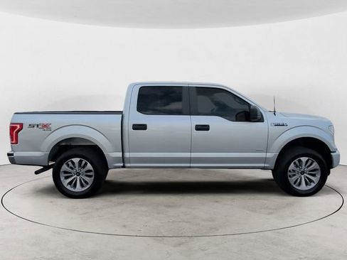 Used 2017 Ford F150 XL w/ Equipment Group 101A Mid image 6
