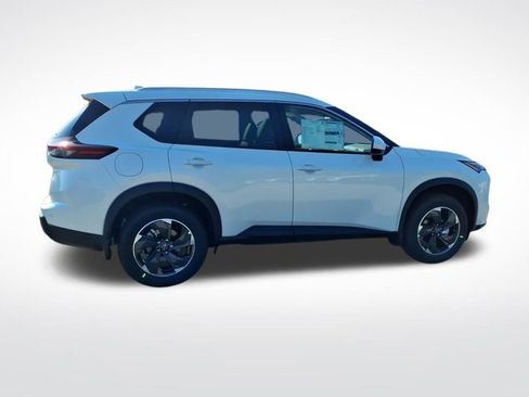 New 2026 Nissan Rogue SV w/ SV Premium Package image 8