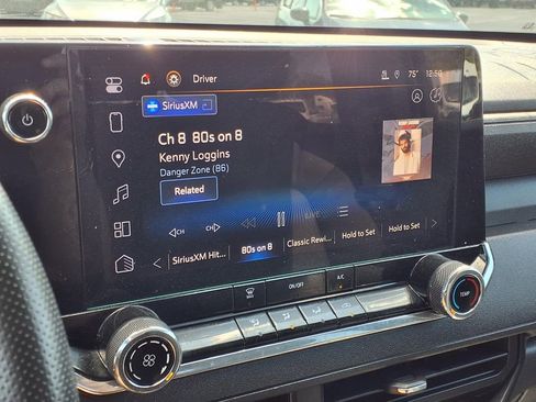 Used 2024 Chevrolet Colorado W/T image 10