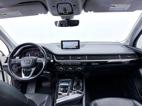 Used 2019 Audi Q7 3.0T Premium Plus AWD/4WD image 25