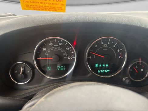 Used 2015 Jeep Wrangler Sport w/ Quick Order Package 24S AWD/4WD image 10