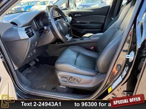 Used 2022 Toyota C-HR Limited image 13