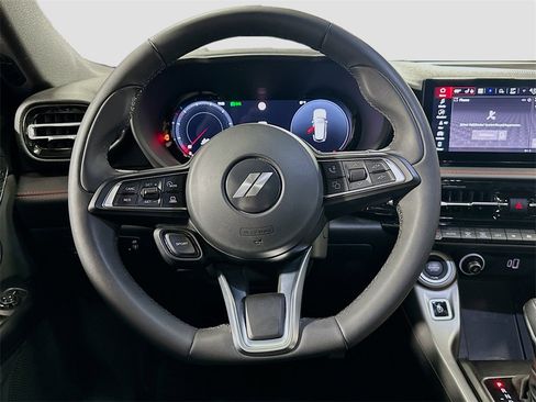 Used 2024 Dodge Hornet GT image 12