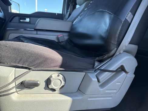 Used 2013 Ford F150 XLT w/ XLT Chrome Pkg image 14