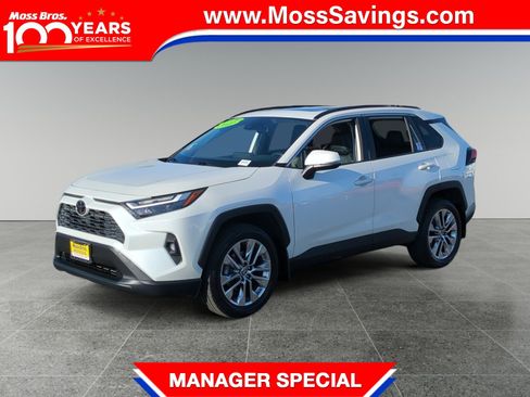 Used 2022 Toyota RAV4 XLE Premium image 1