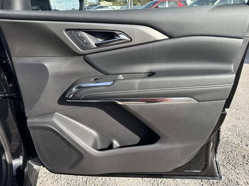 New 2026 Chevrolet Traverse LT w/ Driver Confidence Package image 15