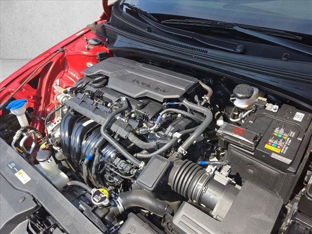 Used 2024 Hyundai Elantra SEL w/ Convenience Package FWD image 24
