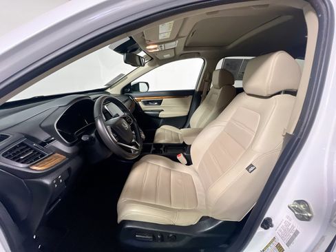 Used 2019 Honda CR-V Touring image 12