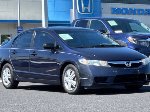 Used 2010 Honda Civic DX-VP image 6