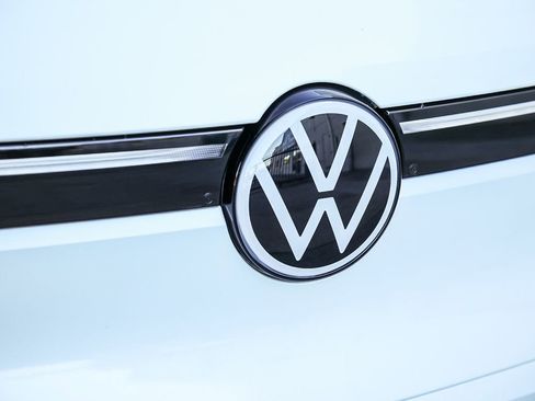 New 2026 Volkswagen ID.4 Pro S image 15