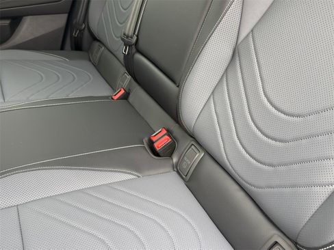 New 2026 Volkswagen Tiguan SE R-Line image 28