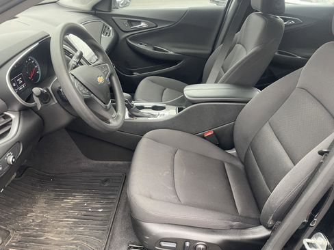 Used 2023 Chevrolet Malibu LT w/ Driver Confidence Package image 5