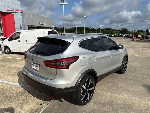 Used 2022 Nissan Rogue Sport SL w/ Premium Package AWD/4WD image 7