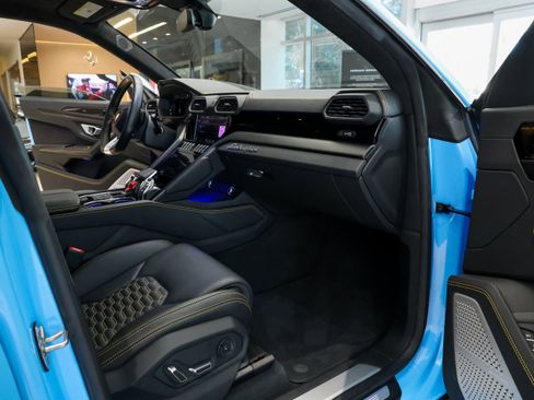 Used 2024 Lamborghini Urus S image 20