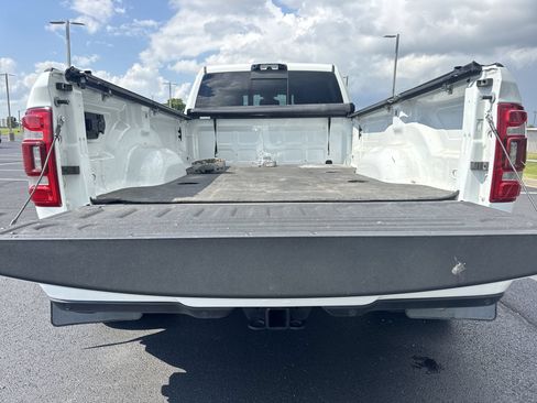 Used 2024 RAM 3500 Laramie w/ Towing Technology Group AWD/4WD image 24