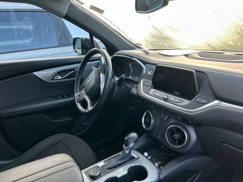 Used 2020 Chevrolet Blazer LT AWD/4WD image 9